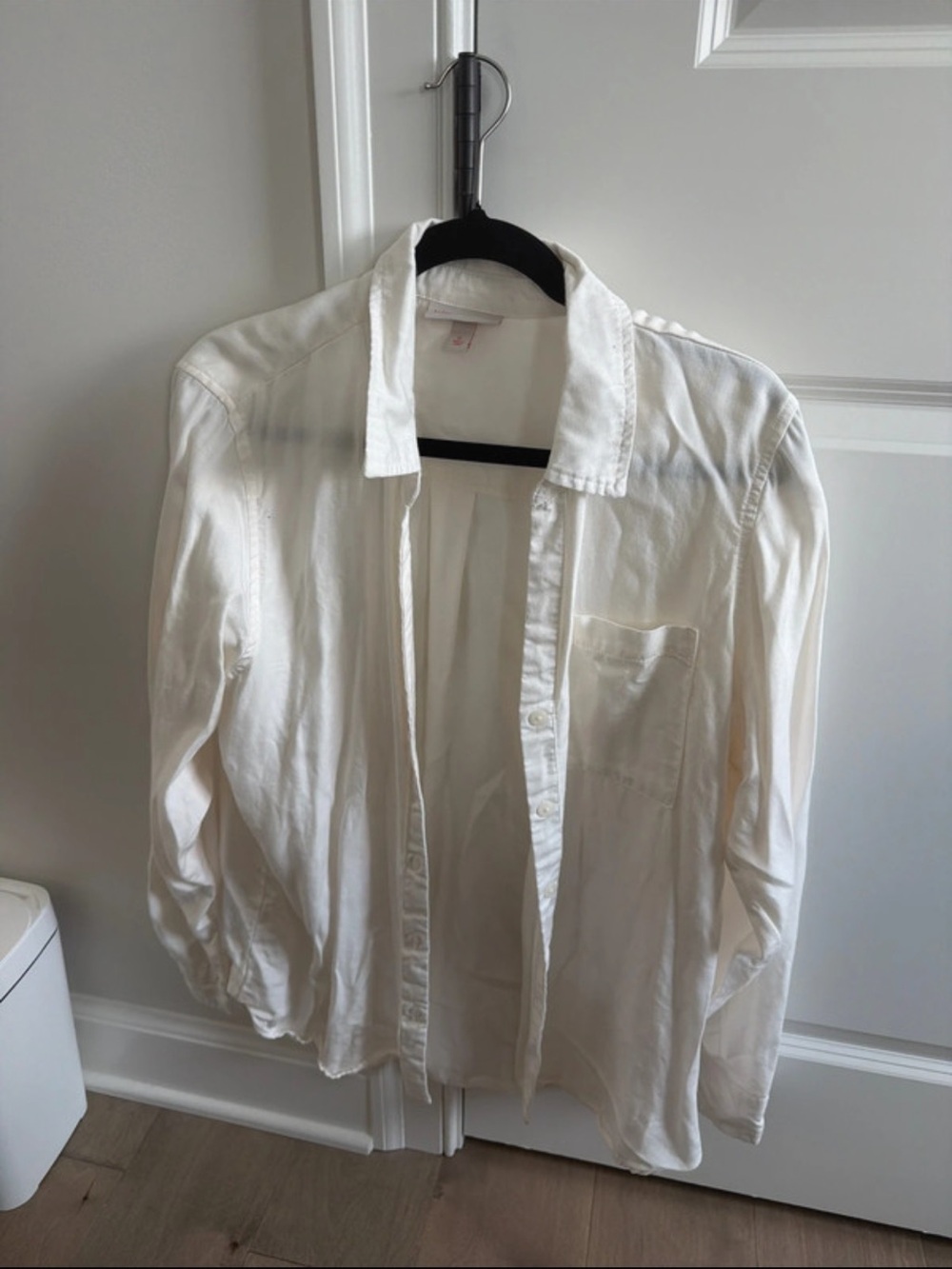 White Button-Up Shirt - Classic Long Sleeve